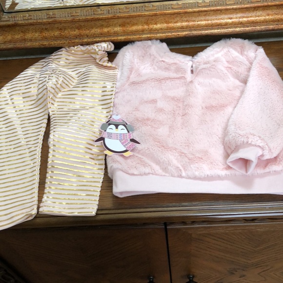 New Btween 2 piece matching holiday outfit with sequins & dog w/pkg design. 24M - Picture 5 of 8